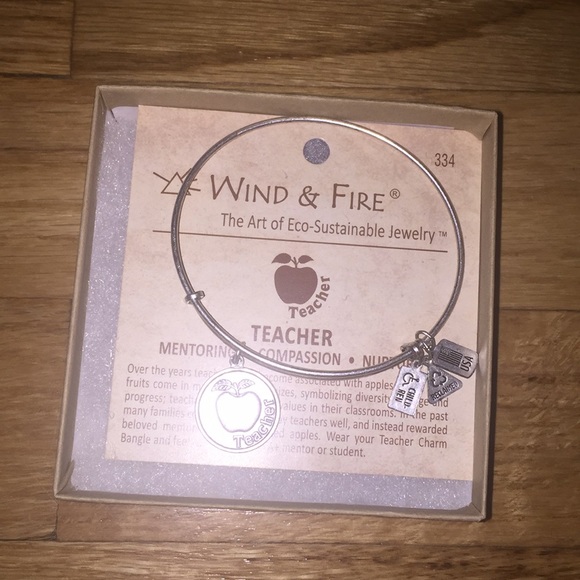 wind & fire Jewelry - Brand new never been worn wind & fire Jewelry - Brand new never been worn